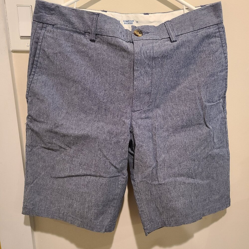Old Navy Ultimate Slim Built-in Flex Shorts Size 31